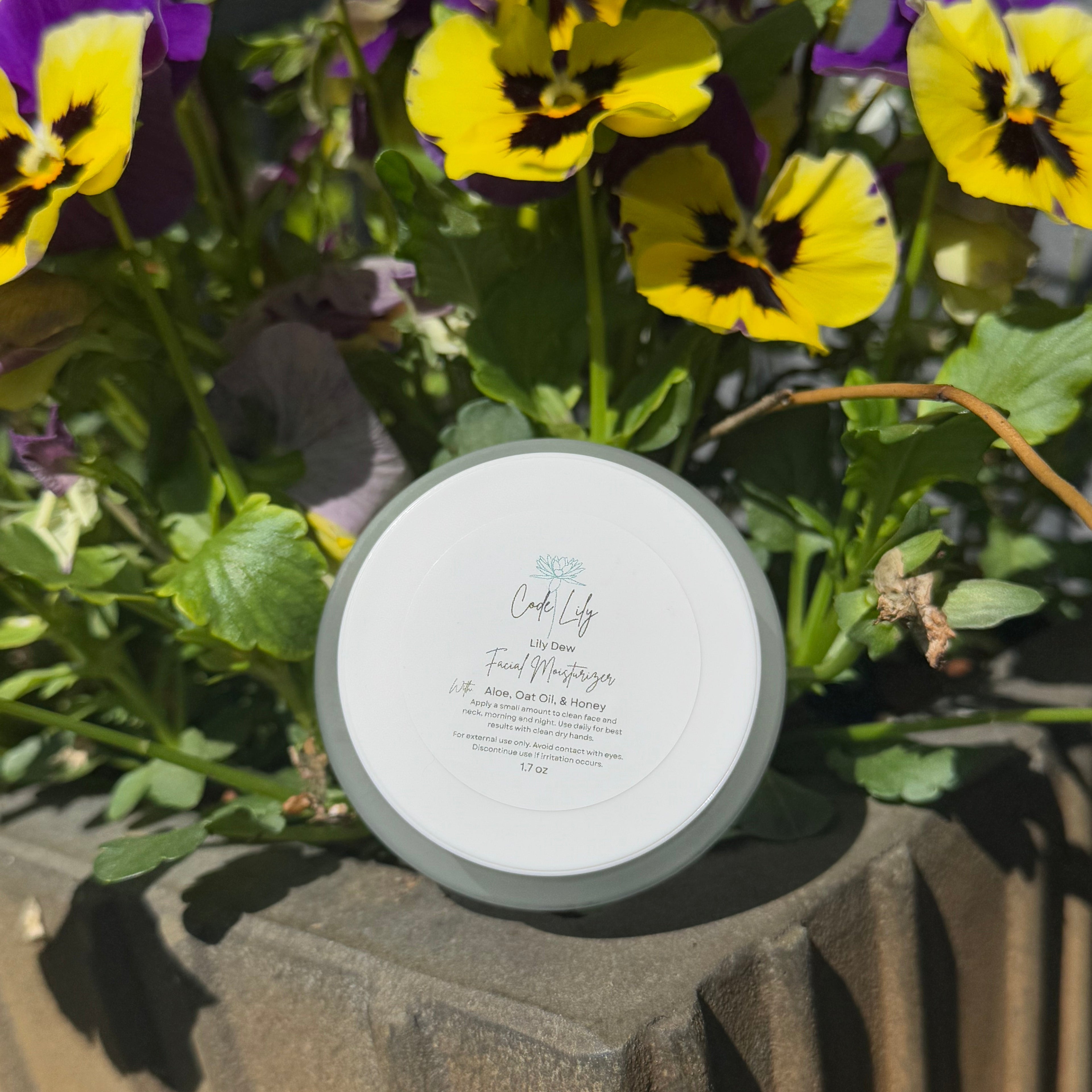 Lily Dew Facial Moisturizer